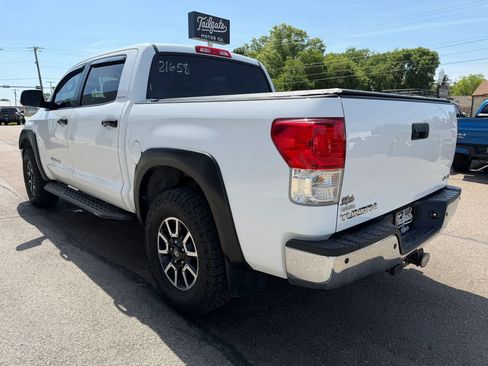 Used 2011 Toyota Tundra Limited w/ Memory Pkg AWD/4WD image 5