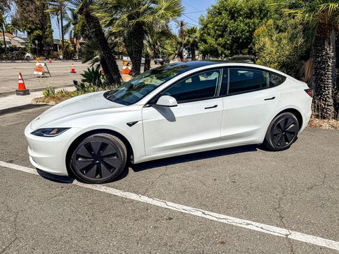 Used 2026 Tesla Model 3 RWD image 6
