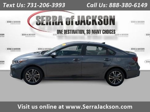 Certified 2024 Kia Forte LXS FWD image 1