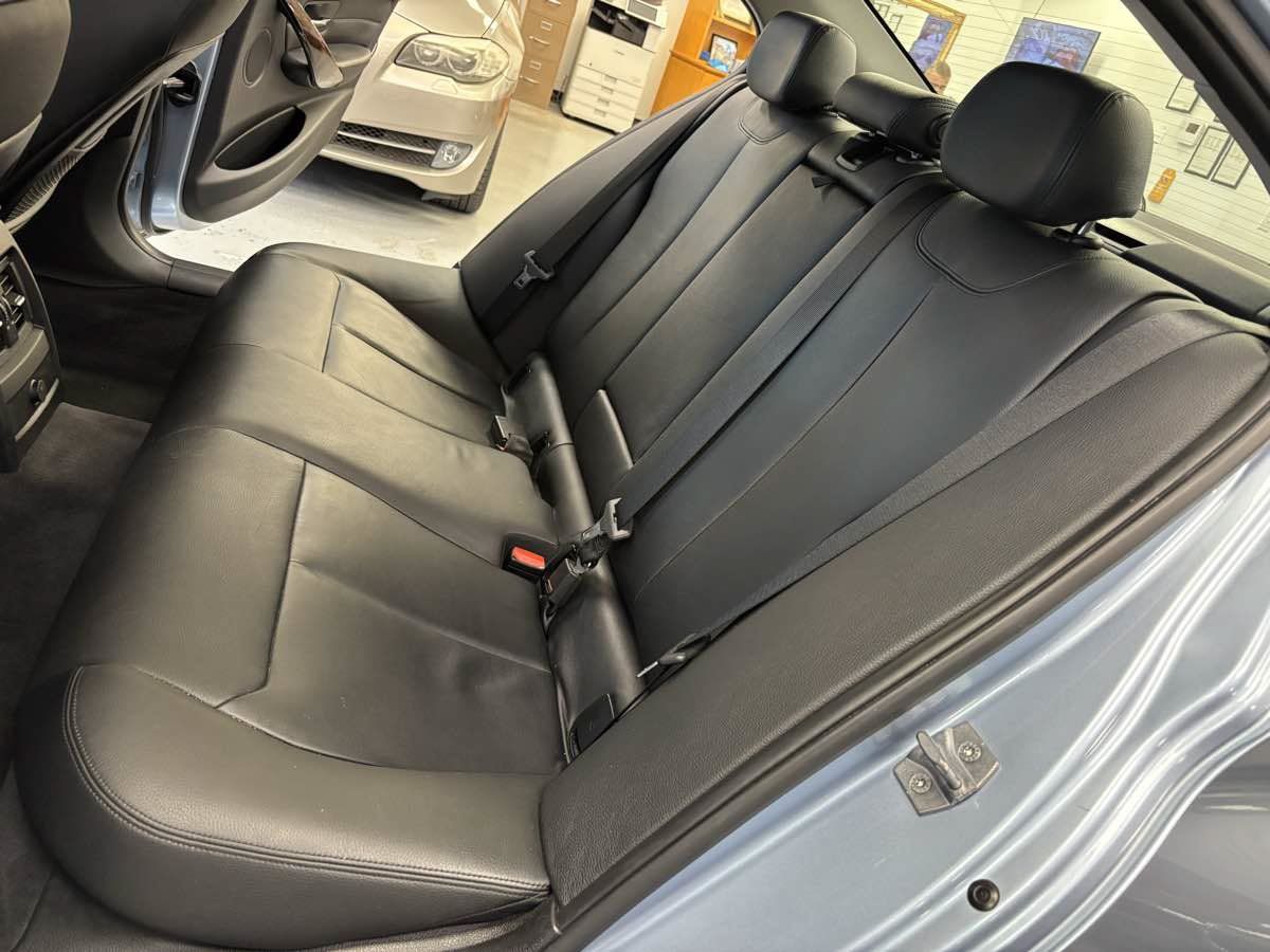 Used 2014 BMW 328i Sedan RWD image 25