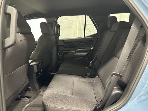 Used 2025 Toyota 4Runner SR5 AWD/4WD image 43
