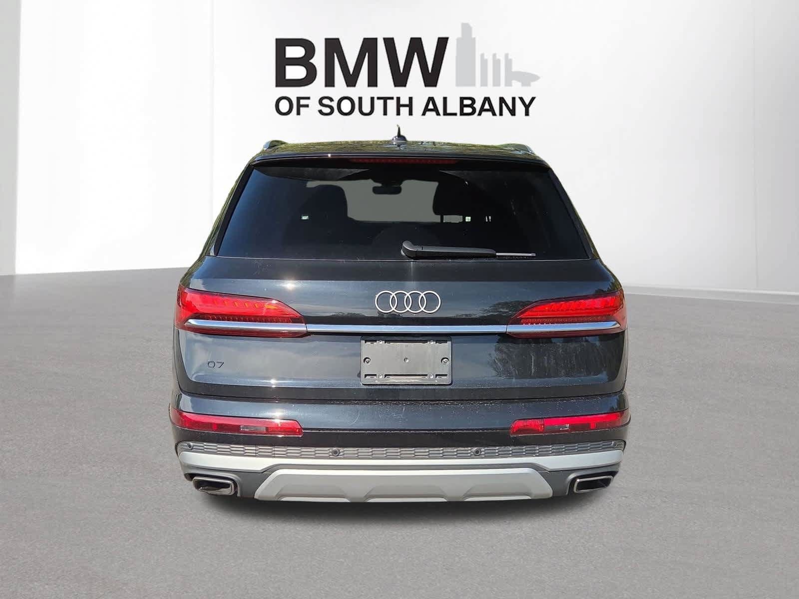 Used 2025 Audi Q7 2.0T Premium w/ Convenience Package AWD/4WD image 4