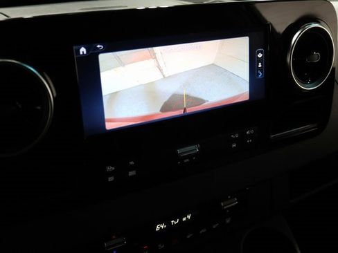 Used 2025 Mercedes-Benz Sprinter 2500 image 24