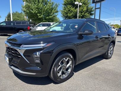 Used 2025 Chevrolet Trax LT w/ LT Convenience Package