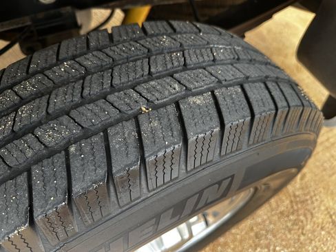 Used 2000 Ford F250 Lariat image 8