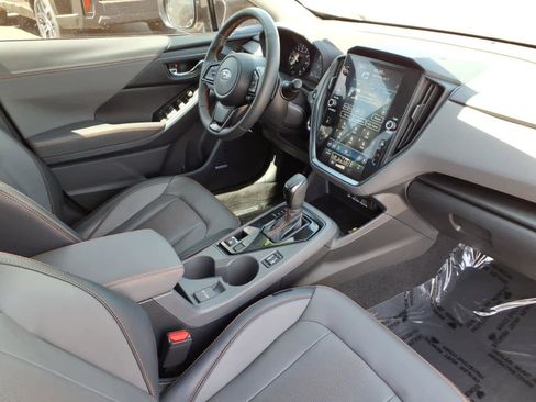 Used 2024 Subaru Crosstrek 2.5i Limited w/ Crosstrek Mirror Package AWD/4WD image 14