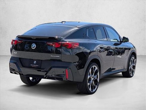New 2026 BMW X2 xDrive28i w/ Technology Package image 2