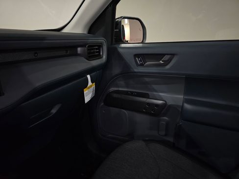 New 2025 Ford Maverick XLT w/ Black Appearance Package image 28