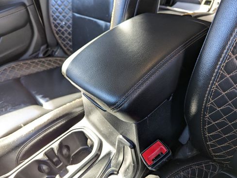 Used 2021 Jeep Gladiator Overland AWD/4WD image 26