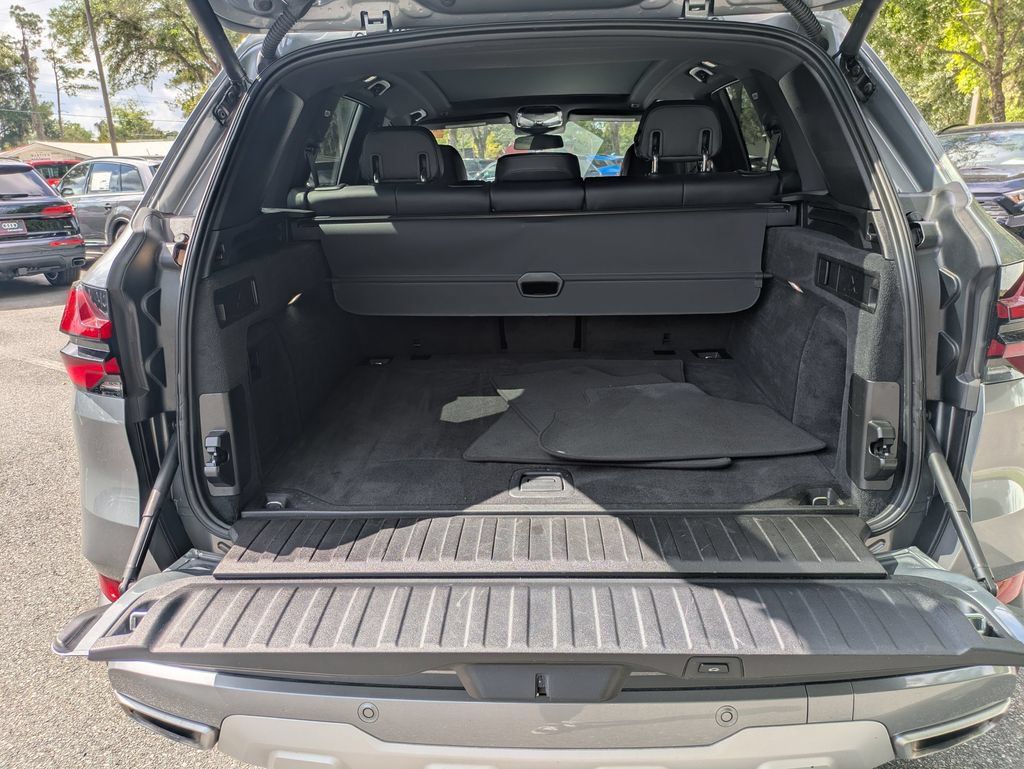 Used 2024 BMW X5 sDrive40i w/ Parking Assistance Package RWD image 19