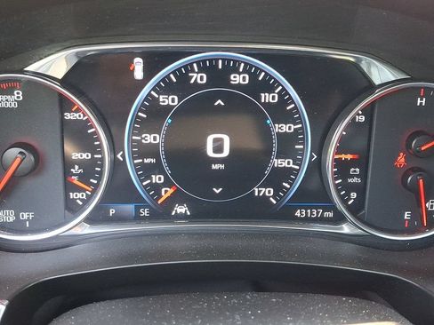 Used 2023 Chevrolet Traverse Premier w/ Redline Edition AWD/4WD image 21