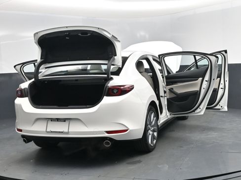 New 2026 MAZDA MAZDA3 2.5 S Sedan w/ Preferred Pkg image 24