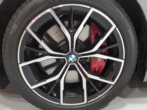 Used 2023 BMW 540i xDrive w/ Executive Package AWD/4WD image 9