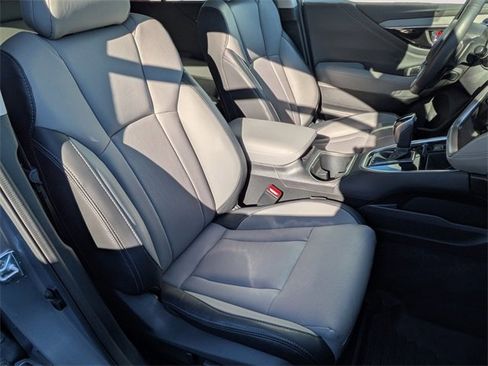 Certified 2025 Subaru Outback Limited image 36