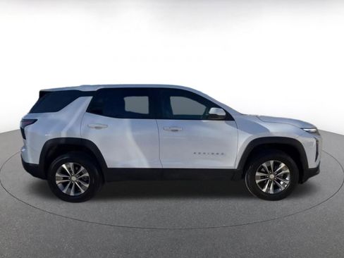 Used 2025 Chevrolet Equinox LT image 16