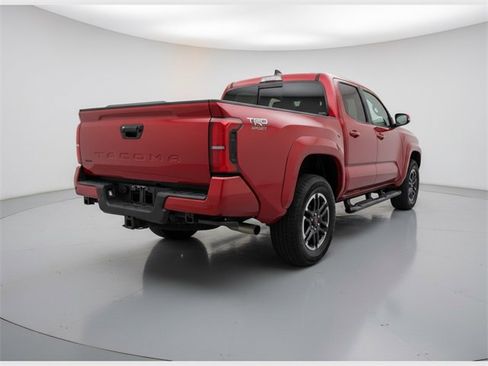 Used 2024 Toyota Tacoma TRD Sport image 6