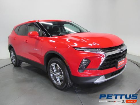 Used 2024 Chevrolet Blazer LT image 1