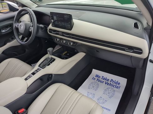 Used 2025 Honda HR-V EX-L image 26