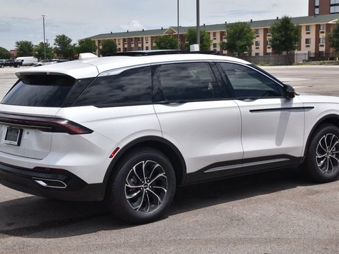 New 2026 Lincoln Nautilus Premier w/ Equipment Group 102A AWD/4WD image 6