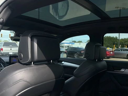 Used 2019 Audi SQ5 Premium w/ Convenience Package AWD/4WD image 41