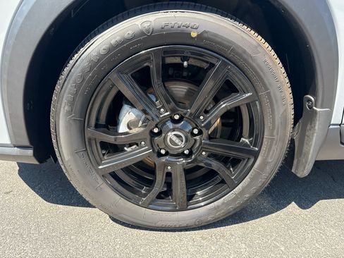 Used 2023 Nissan Kicks SR w/ Interior Electronics Package FWD image 9