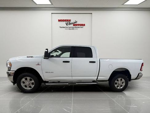 Used 2024 RAM 2500 Big Horn AWD/4WD image 2