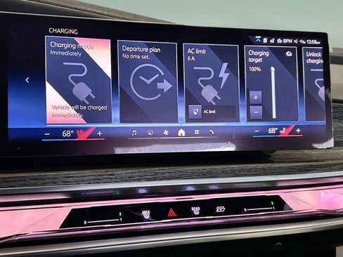 Used 2026 BMW 750e xDrive w/ Executive Package image 13