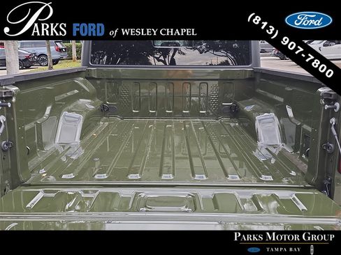 Used 2022 Jeep Gladiator Willys image 9