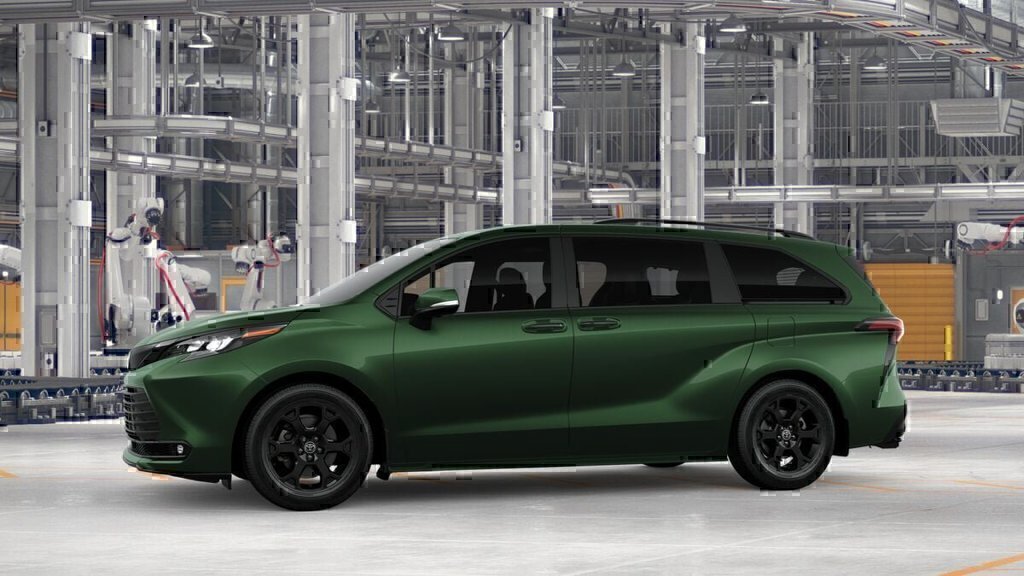 New 2026 Toyota Sienna XLE Woodland Edition AWD/4WD image 3