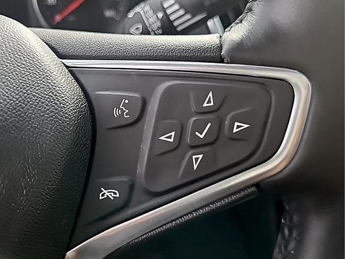 Used 2020 Chevrolet Equinox Premier AWD/4WD image 19