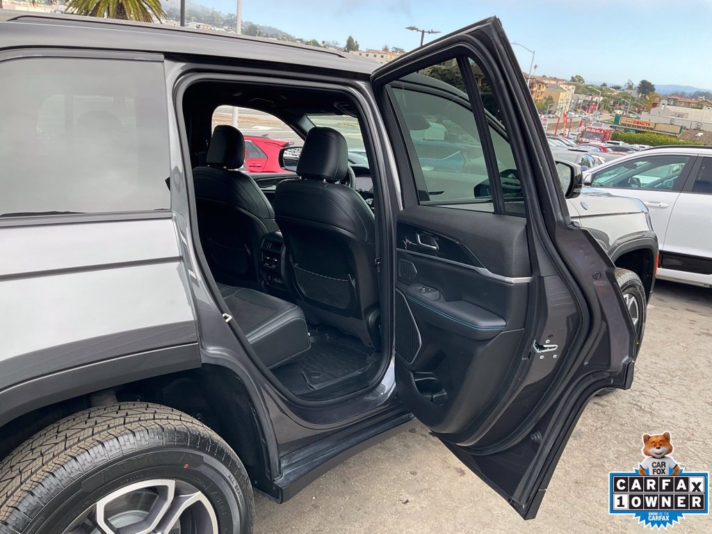 Used 2023 Jeep Grand Cherokee Trailhawk AWD/4WD image 48