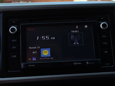 Used 2016 Toyota Tacoma SR5 image 30