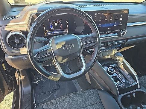 Used 2023 Chevrolet Colorado Z71 image 12