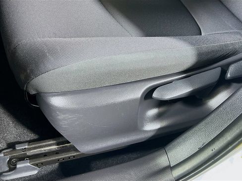 Certified 2022 Toyota Corolla LE FWD image 17