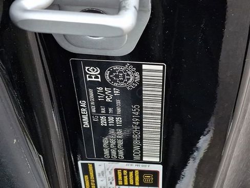 Used 2017 Mercedes-Benz C 63 AMG S image 28