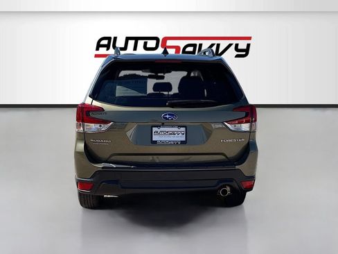 Used 2024 Subaru Forester Limited AWD/4WD image 6