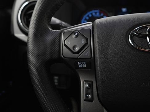 Used 2023 Toyota Tacoma TRD Sport w/ Black Out Package (TMS) image 25