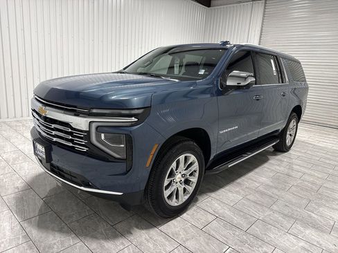 New 2026 Chevrolet Suburban Premier image 1