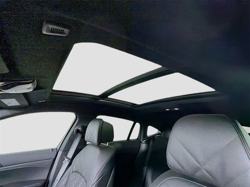 Used 2023 BMW X6 xDrive40i w/ Premium Package image 15