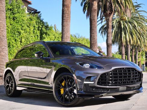 New 2026 Aston Martin DBX 707 image 1