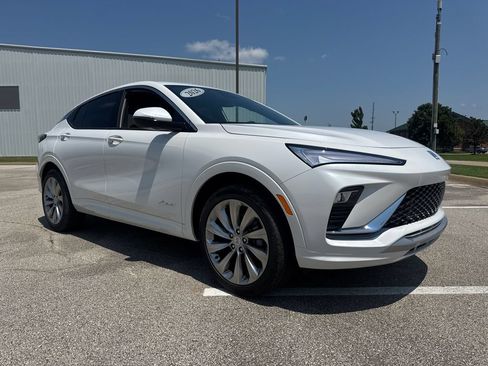 New 2026 Buick Envista Avenir FWD image 9