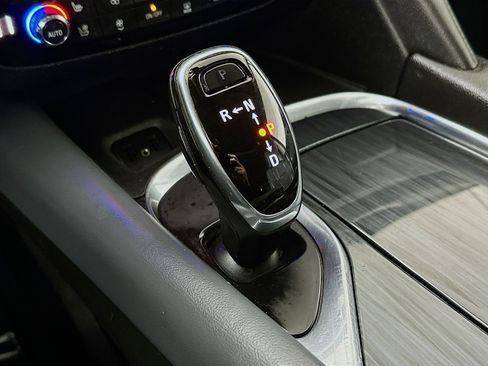 Used 2019 Buick Enclave Premium w/ Trailering Package, 5000 lbs. image 16