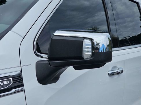Used 2025 GMC Sierra 1500 SLT w/ SLT Premium Package AWD/4WD image 11
