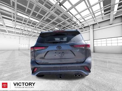 Used 2024 Toyota Highlander XSE