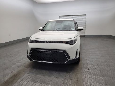 Used 2025 Kia Soul LX image 15