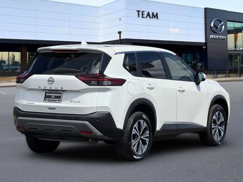 Used 2023 Nissan Rogue SV AWD/4WD image 4