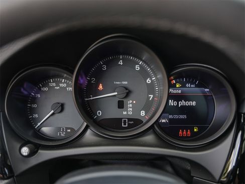 Certified 2025 Porsche Macan image 16