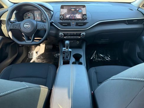 Certified 2025 Nissan Altima 2.5 S image 16