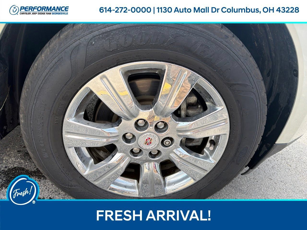Used 2014 Cadillac SRX Luxury w/ Driver Awareness Package FWD image 25