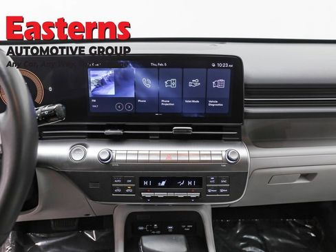 Used 2024 Hyundai Kona SEL image 12